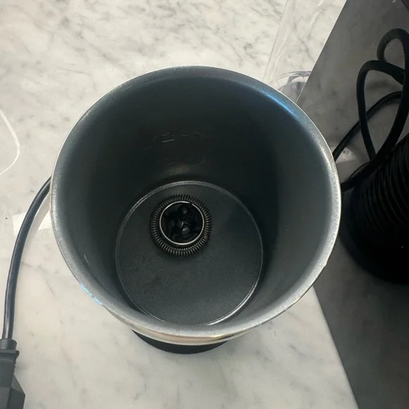 Nespresso Essenza Mini and Aeroccino - Picture 5 of 6